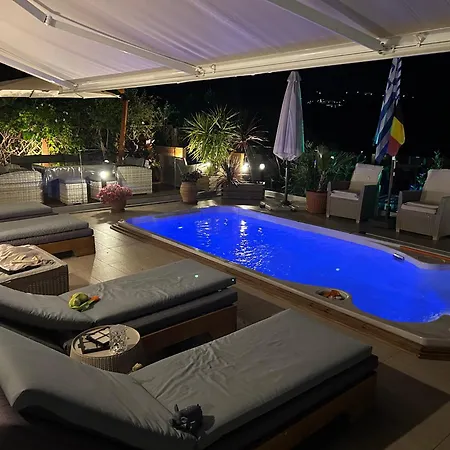 Athena Crete * Gavalochori